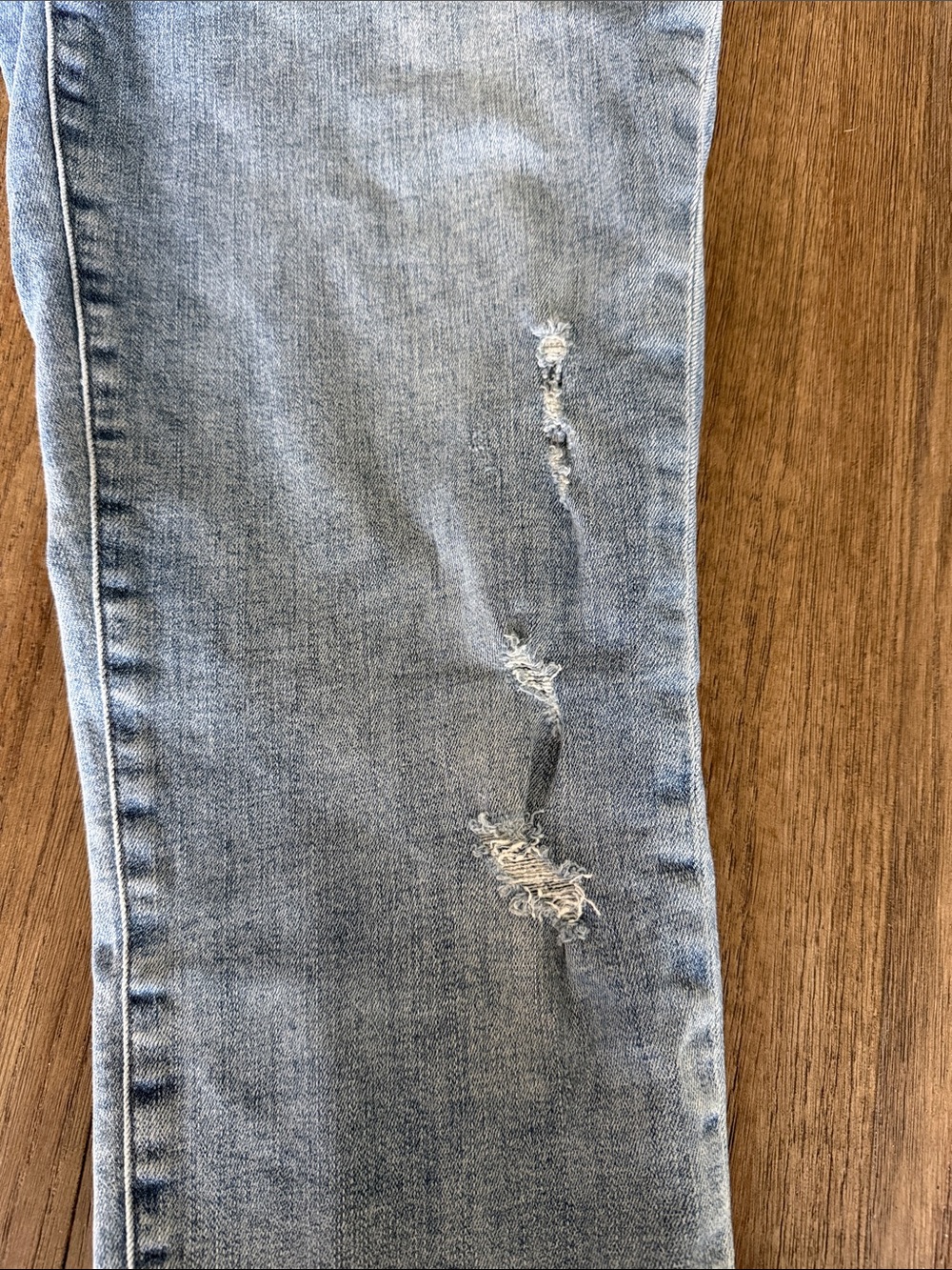 Chico's Light Blue Cropped Distressed Jeans - Picture 3 of 8